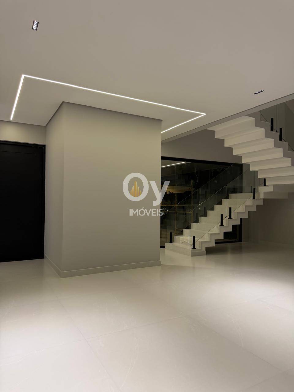 sobrado no Alphaville 2 Urbanova | R$ 4,7 Mi, Estuda Permuta de até 40%