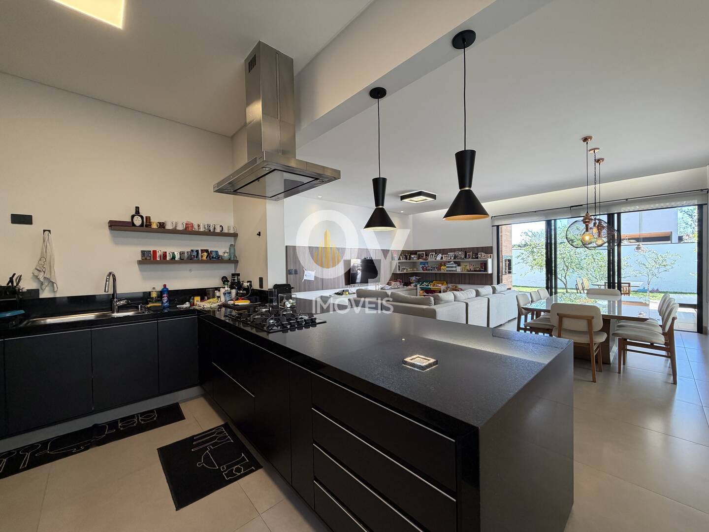 Casa Residencial Mônaco SJC | 450m² Terreno, 3 Quartos e Gourmet