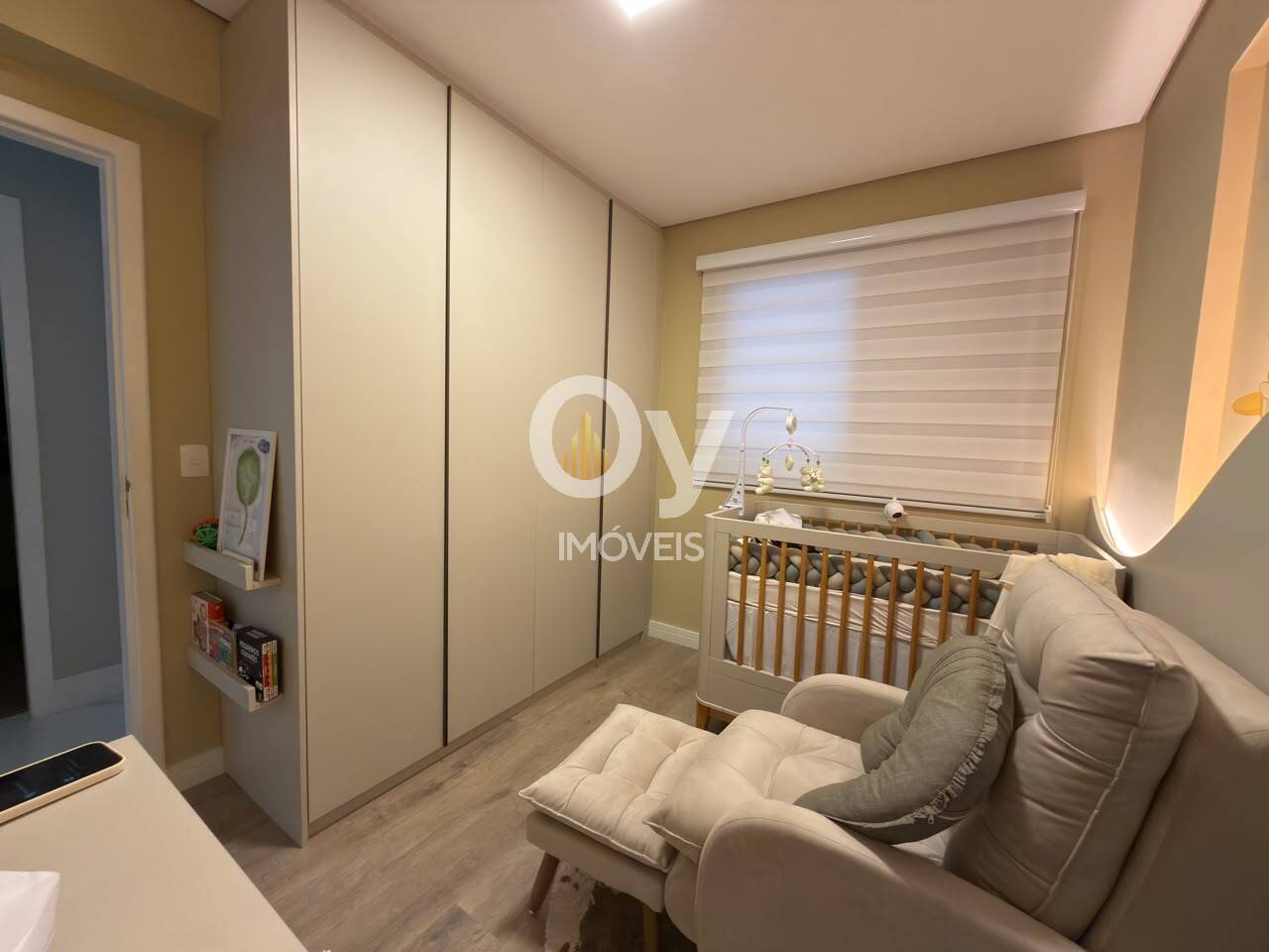 Apartamento Mobiliado| 122 m² | 2 dormitórios (1 Suíte) + 1 reversível