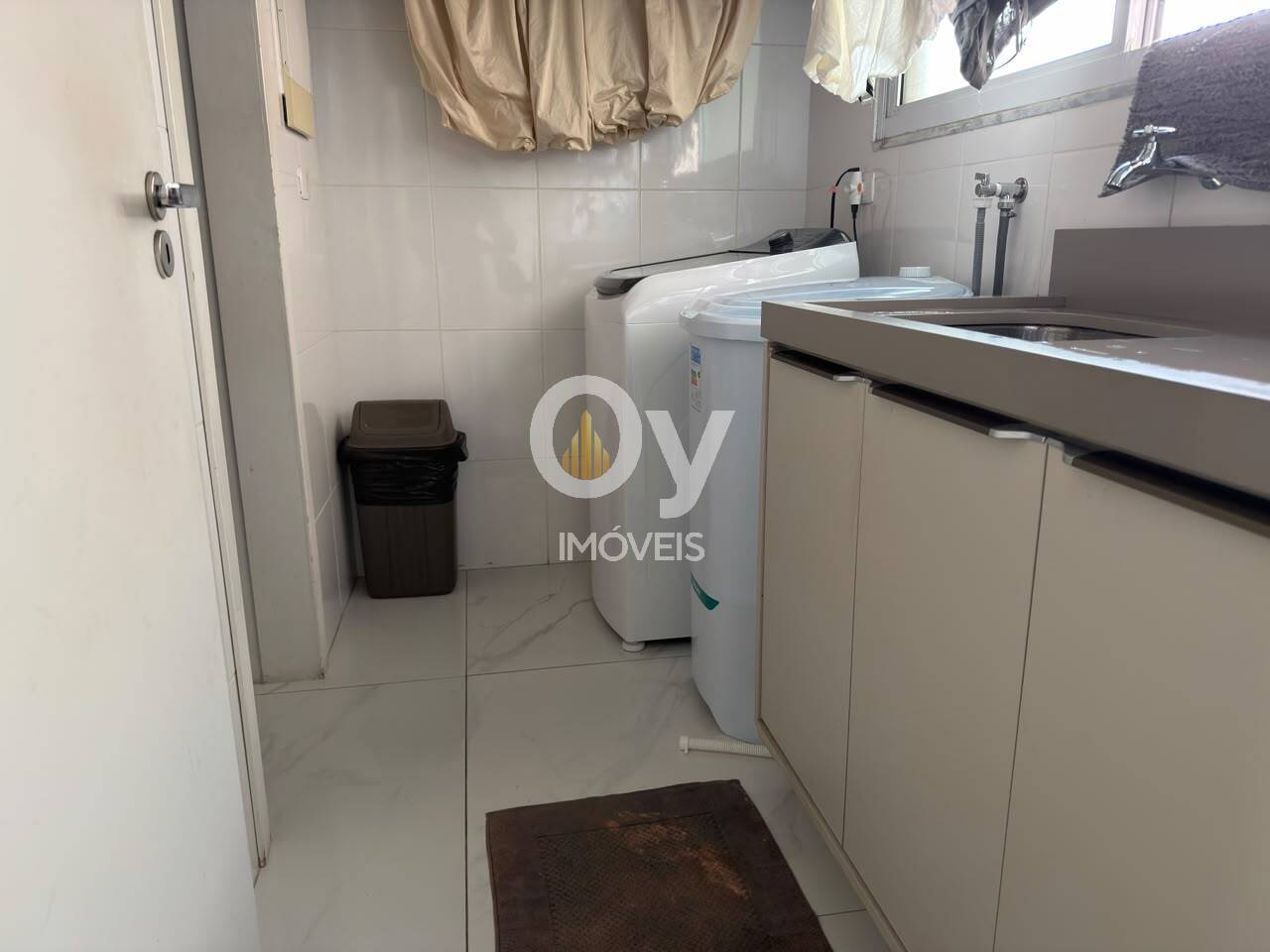 Apartamento Mobiliado| 122 m² | 2 dormitórios (1 Suíte) + 1 reversível
