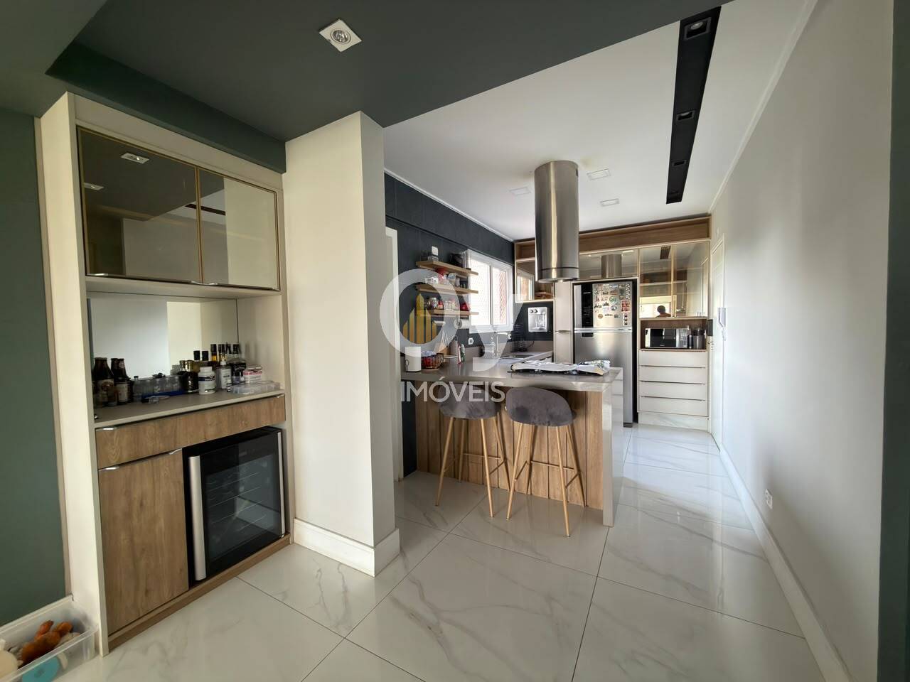 Apartamento Mobiliado| 122 m² | 2 dormitórios (1 Suíte) + 1 reversível
