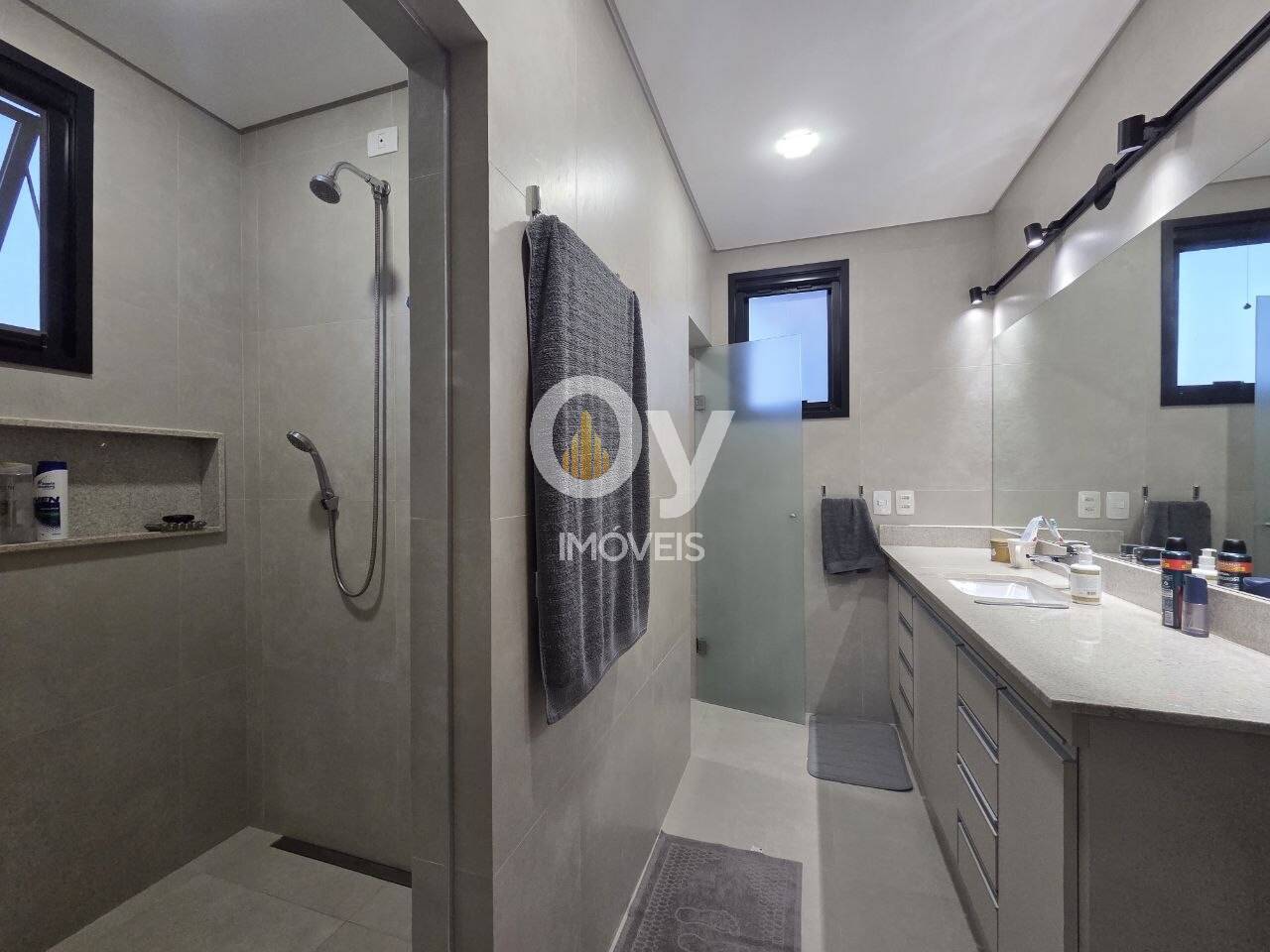 Casa Montserrat SJC | Projeto Otta Albernaz, 338m² e Vista APP