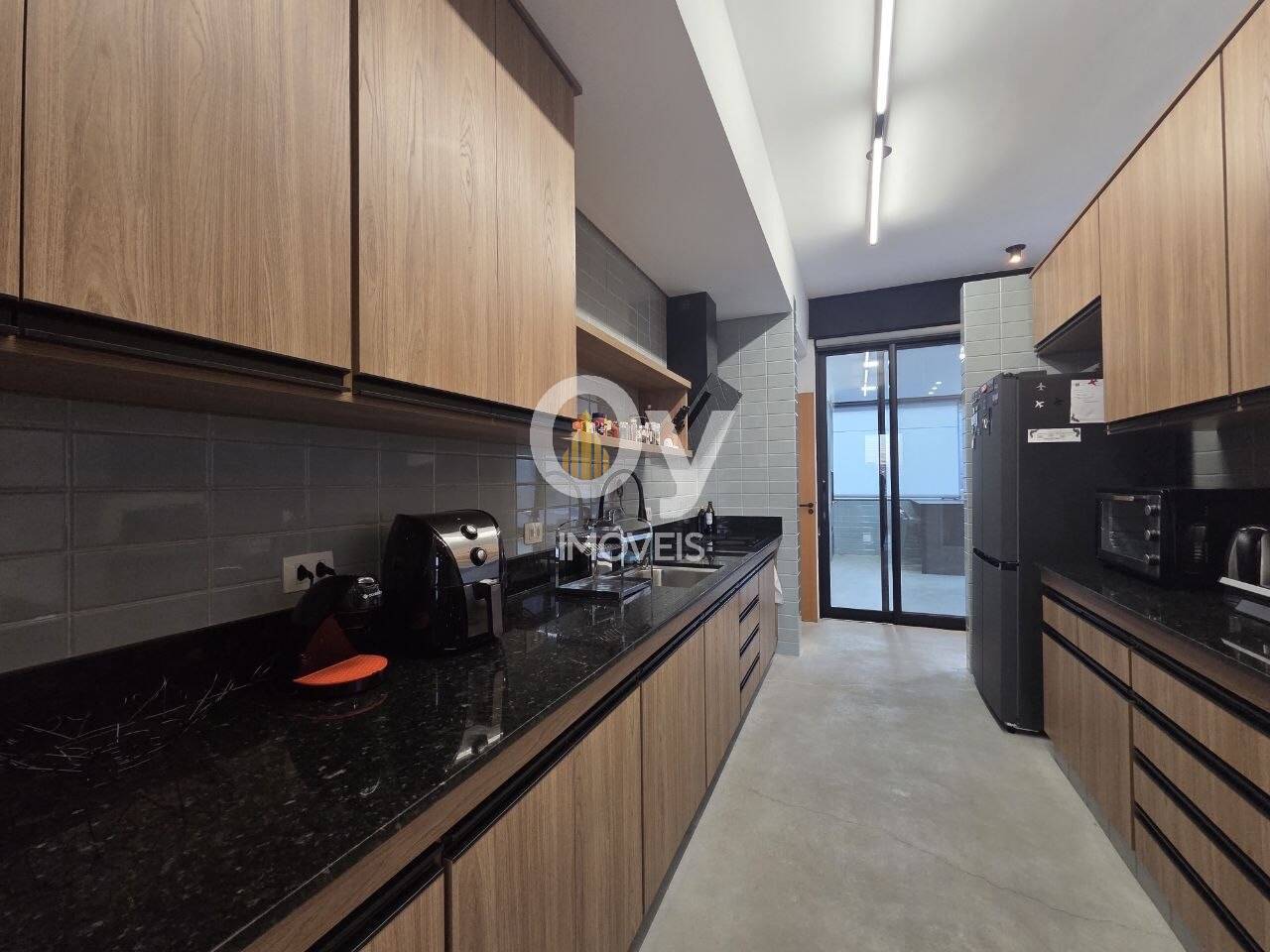 Casa Montserrat SJC | Projeto Otta Albernaz, 338m² e Vista APP