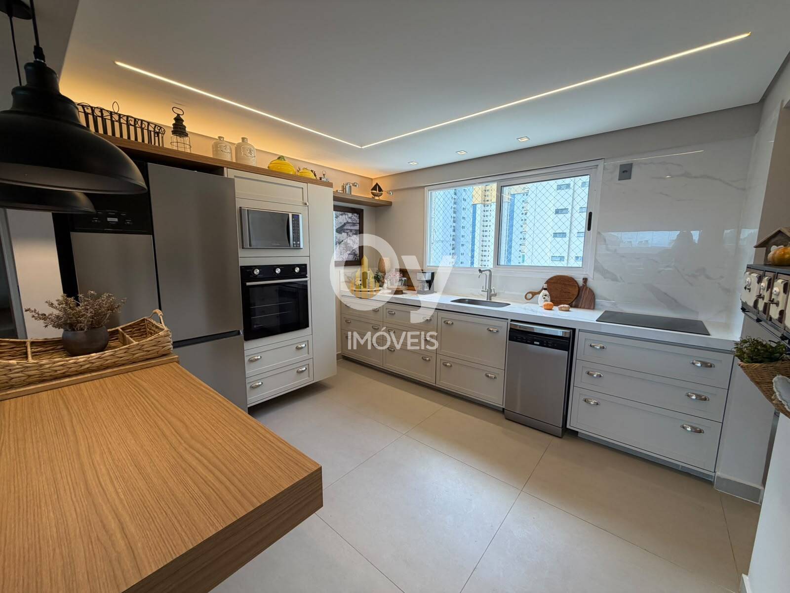 Jardim Aquarius | Apartamento de alto padrão MOBILIADO | 150 m²