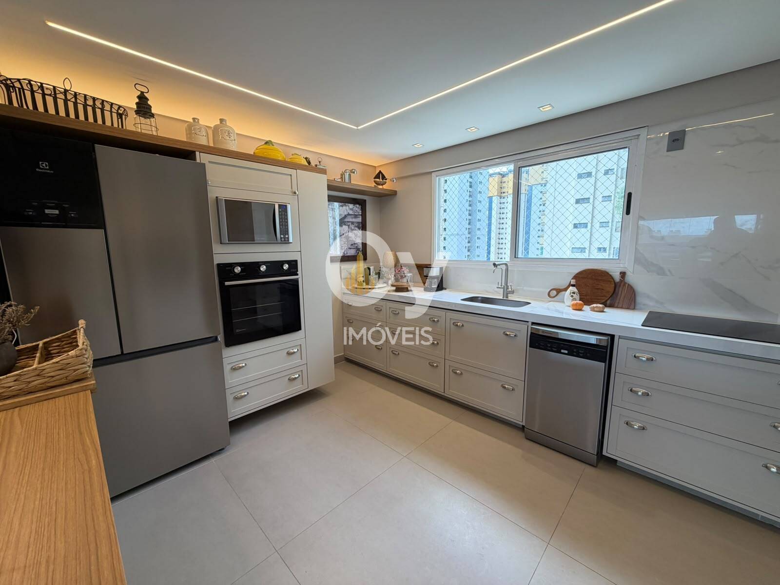 Jardim Aquarius | Apartamento de alto padrão MOBILIADO | 150 m²