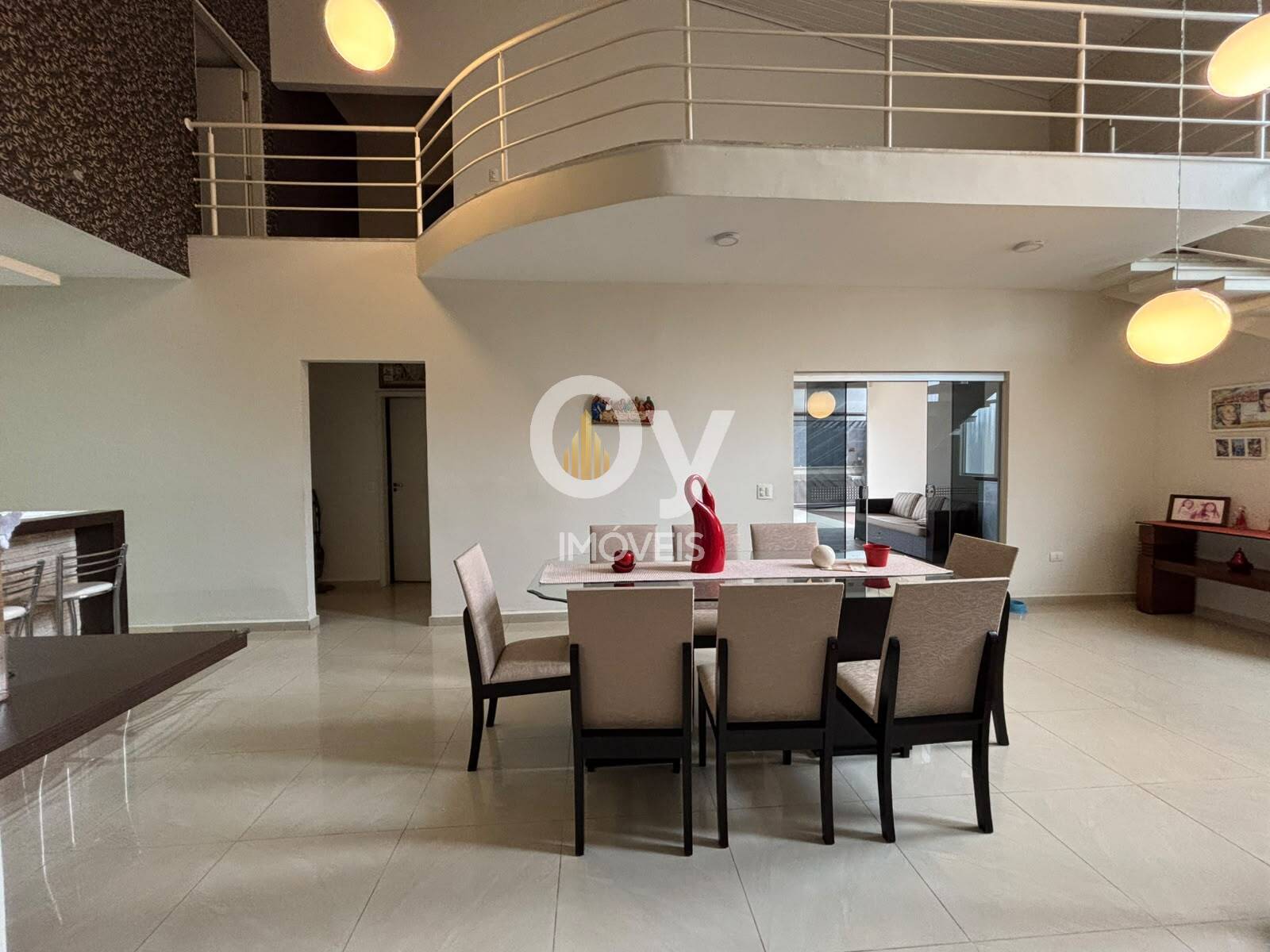 Excelente sobrado à venda| 400 m² C | 4 dormitórios sendo 3 Suítes |4 Vagas