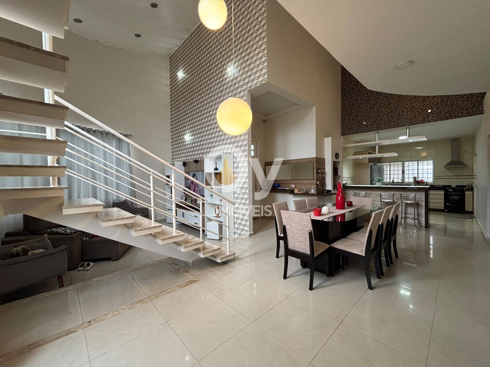 Excelente sobrado à venda| 400 m² C | 4 dormitórios sendo 3 Suítes |4 Vagas