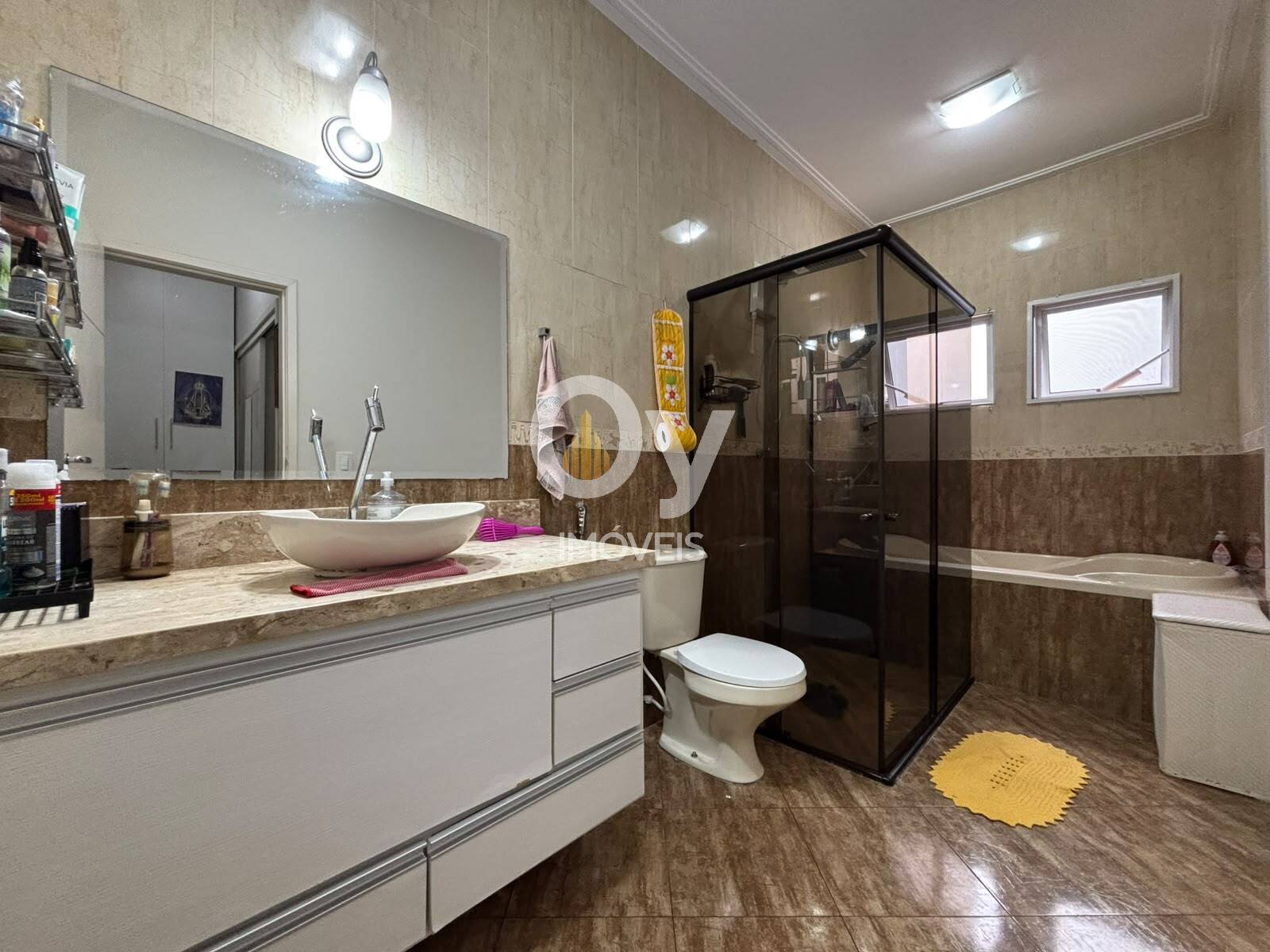 Excelente sobrado à venda| 400 m² C | 4 dormitórios sendo 3 Suítes |4 Vagas