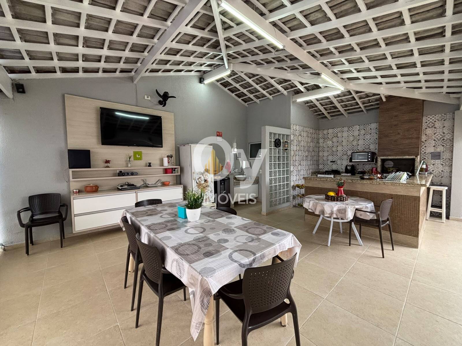Excelente sobrado à venda| 400 m² C | 4 dormitórios sendo 3 Suítes |4 Vagas