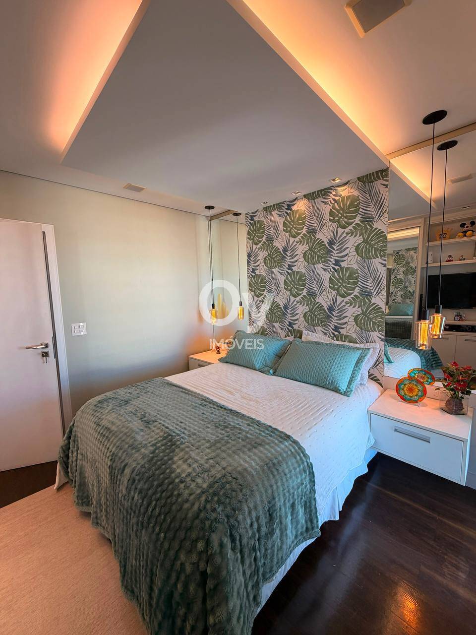 Apartamento de 156m² com 3 Suítes, Varanda Gourmet e Vista Livre