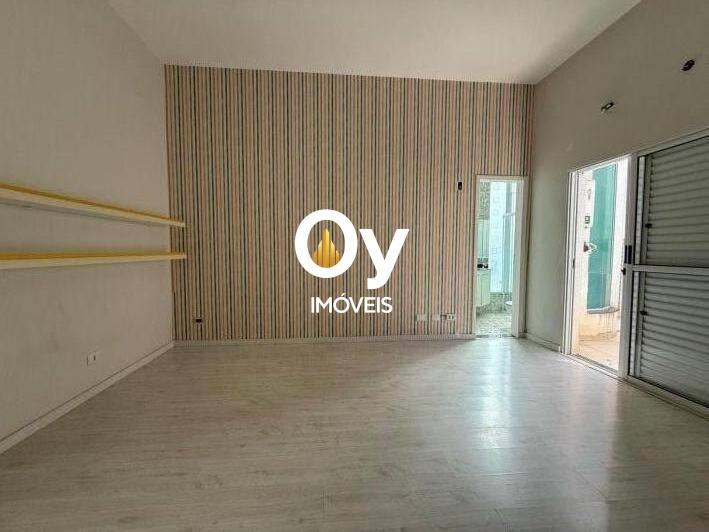 Imóvel com 626m² de Terreno, 4 Suítes, Elevador e Piscina Moderna em SJC