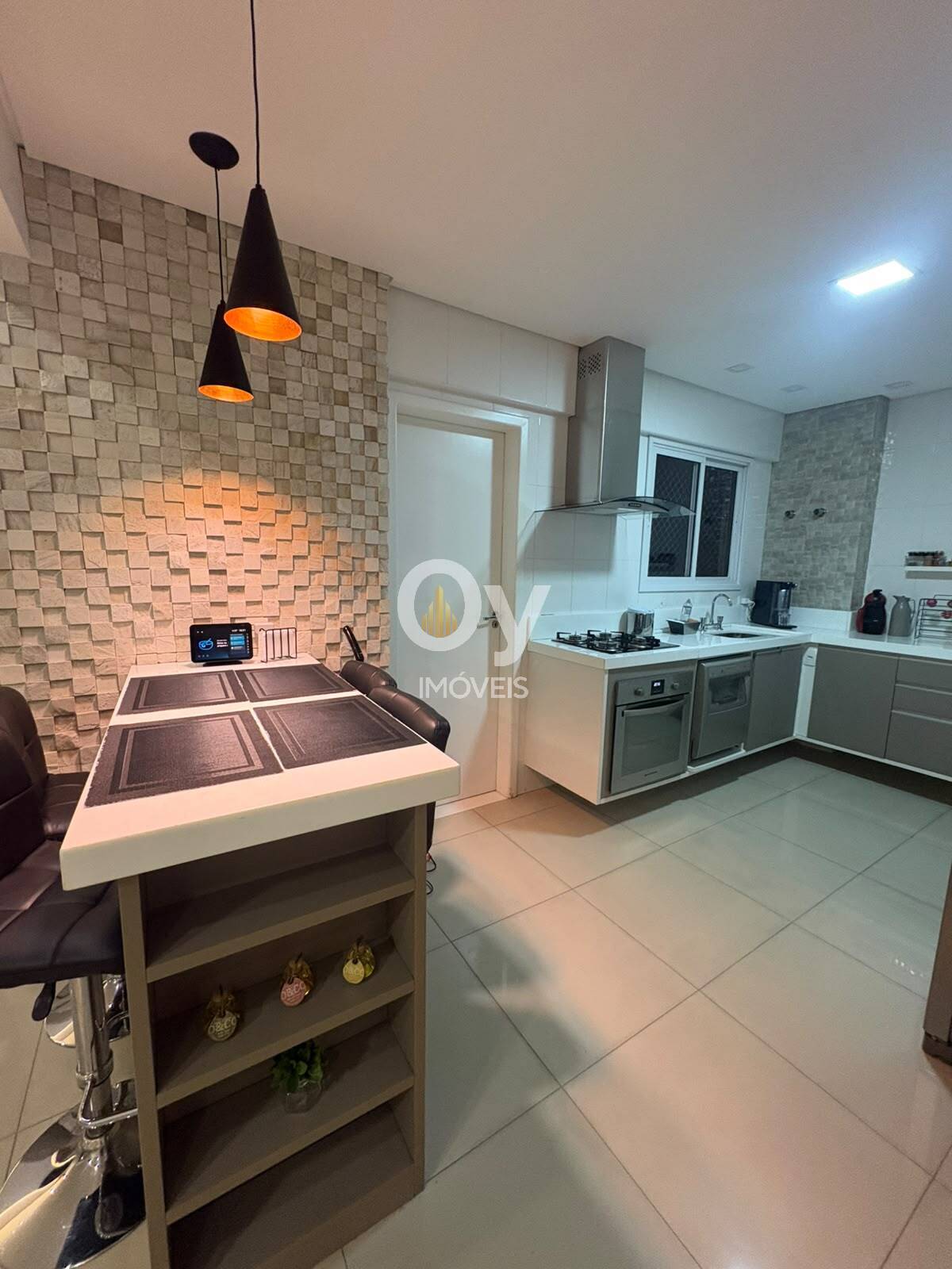 Apartamento impecável mobiliado|100 m²|3 dormitórios (1 suíte) + escritório