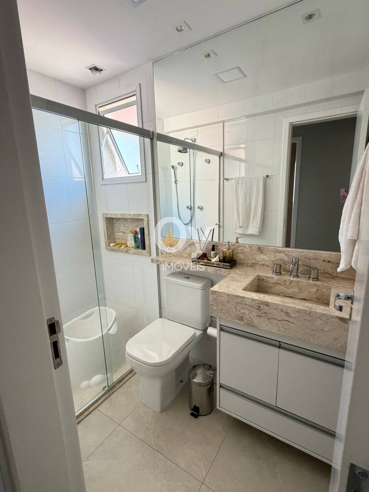 Apartamento de 75 m² Recém-Reformado no Splendor Garden
