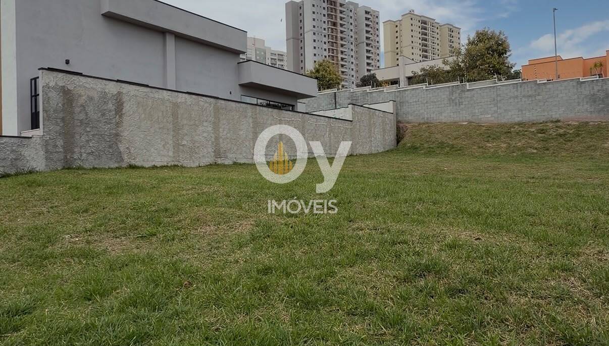 Terreno de 450 m² à Venda no Condomínio Vivant – Excelente Topografia