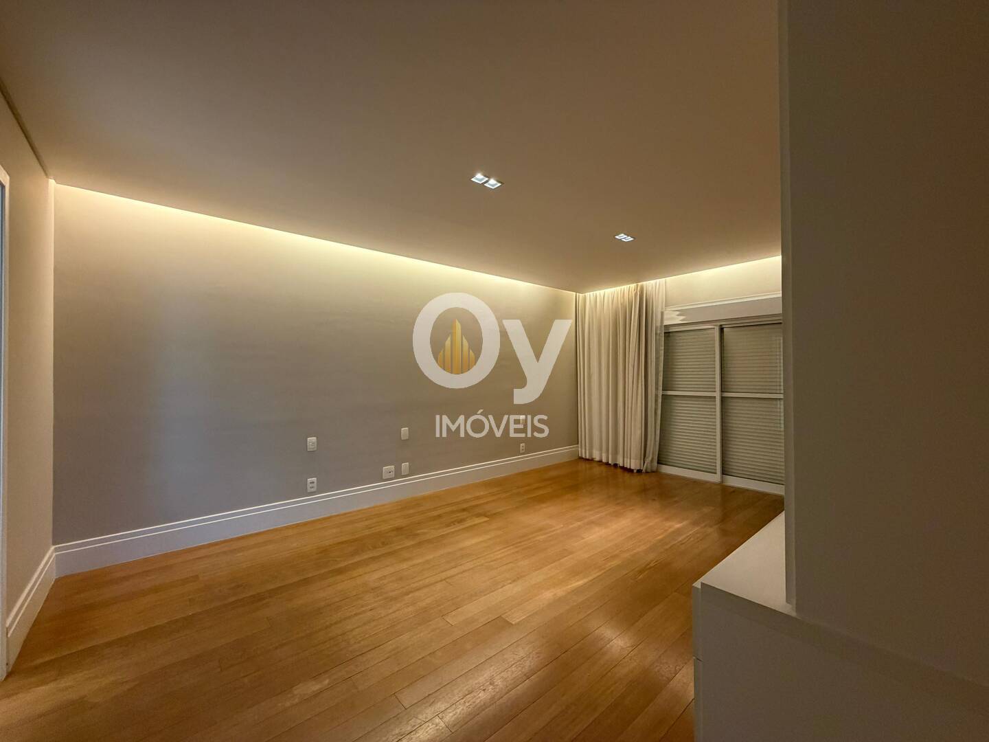 Apartamento Edifício Paesaggio SJC | 278m², 4 Suítes, Vista Livre e 4 Vagas