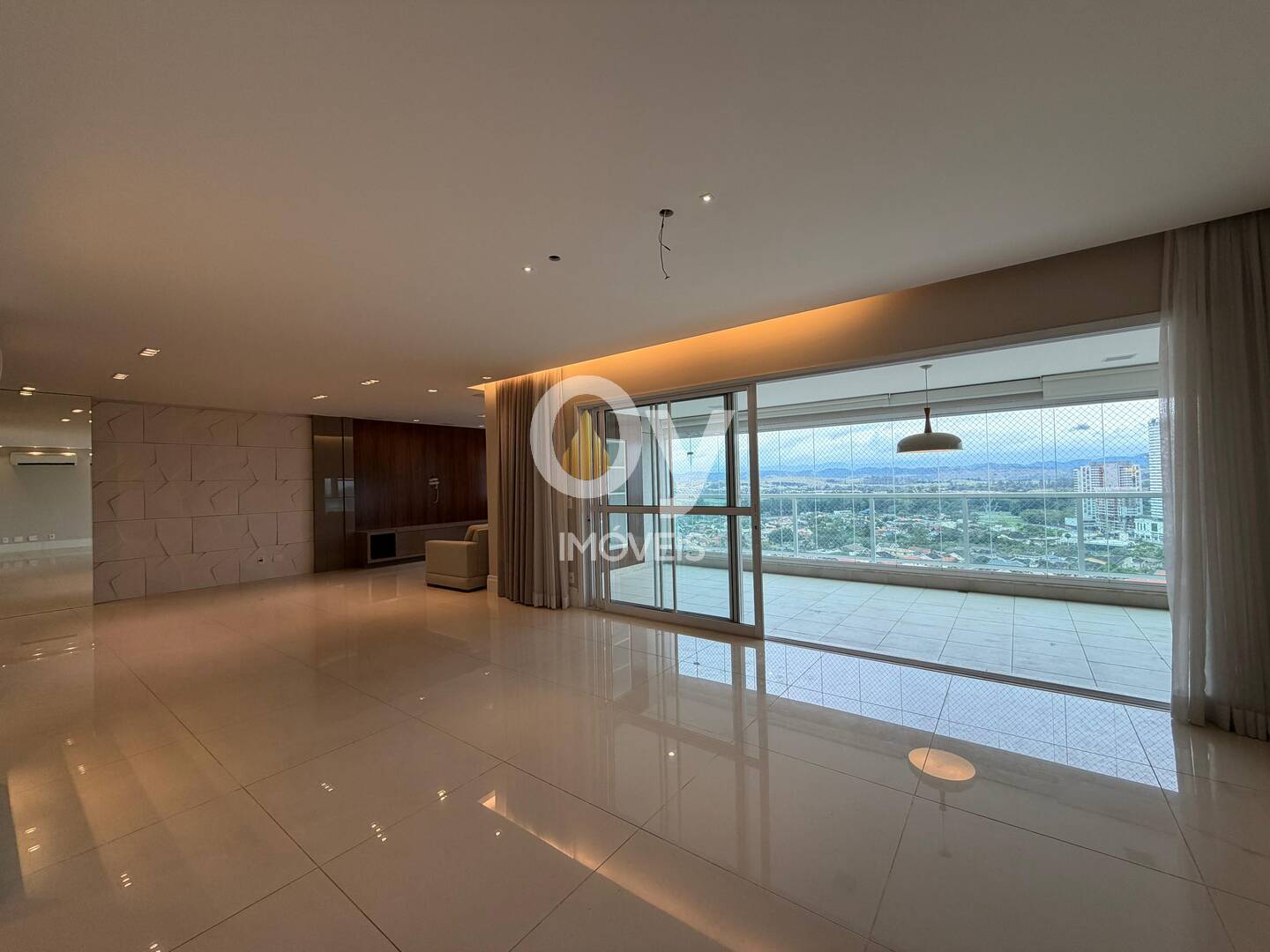 Apartamento Edifício Paesaggio SJC | 278m², 4 Suítes, Vista Livre e 4 Vagas