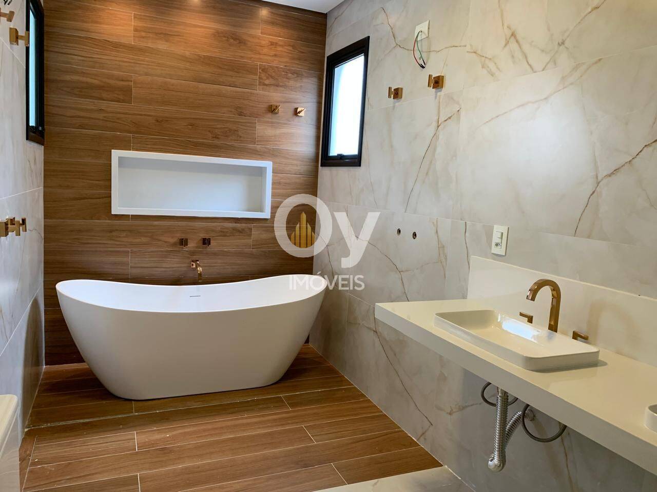 Sobrado com 4 suítes à venda, 350 m² por R$ 3.950.000 - Condomínio Residencial Alphaville - São José dos Campos/SP