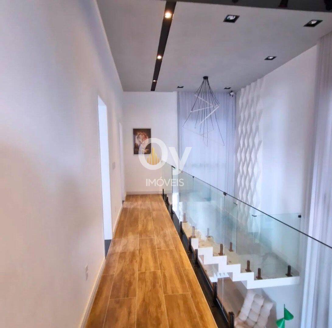 Sobrado com 3 dormitórios à venda, 280 m² por R$ 1.950.000,00 - Recanto dos Eucaliptos - São José dos Campos/SP