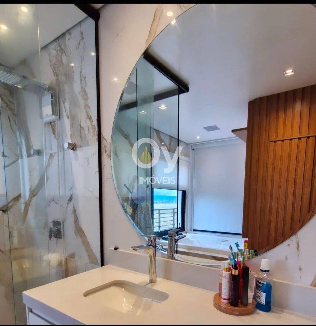 Sobrado com 3 dormitórios à venda, 280 m² por R$ 1.950.000,00 - Recanto dos Eucaliptos - São José dos Campos/SP