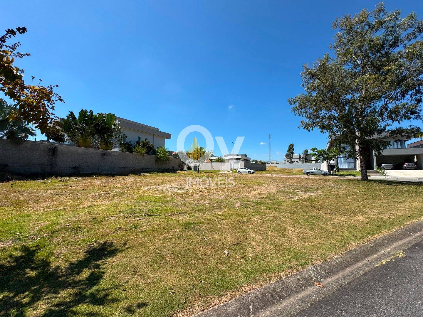 Terreno à venda, 765 m² por R$ 1.100.000,00 - Urbanova - São José dos Campos/SP