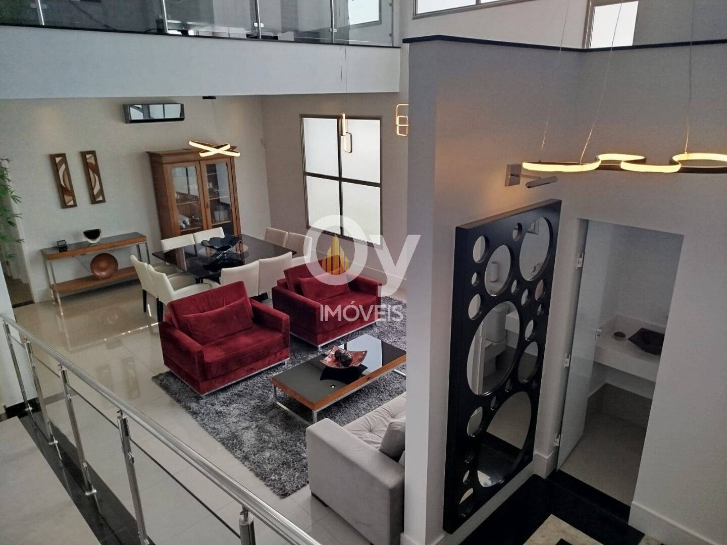 Sobrado com 2 dormitórios à venda, 375 m² por R$ 2.300.000,00 - Jardim Coleginho - Jacareí/SP