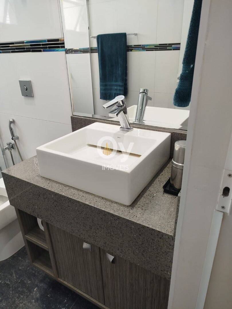 Sobrado com 2 dormitórios à venda, 375 m² por R$ 2.300.000,00 - Jardim Coleginho - Jacareí/SP