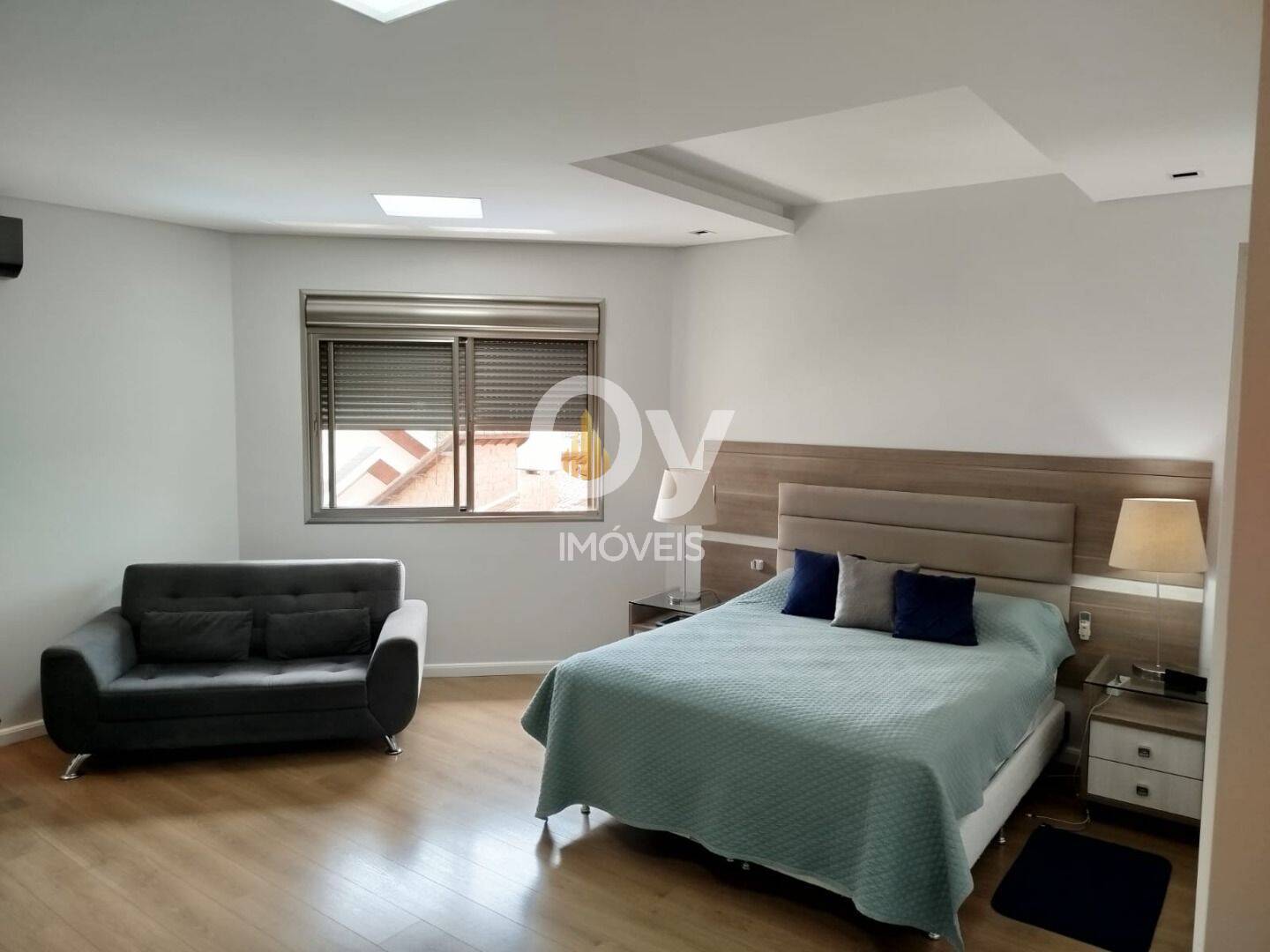 Sobrado com 2 dormitórios à venda, 375 m² por R$ 2.300.000,00 - Jardim Coleginho - Jacareí/SP