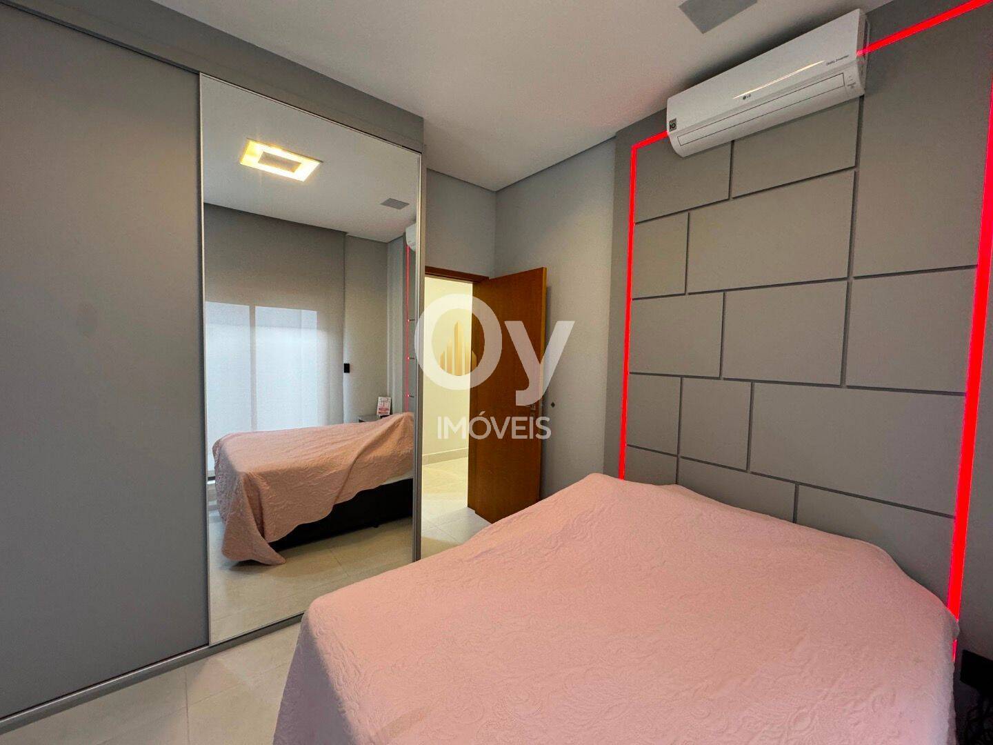 Casa com 3 dormitórios à venda, 330 m² por R$ 3.180.000 - Condomínio Residencial Colinas do Paratehy - São José dos Campos/SP