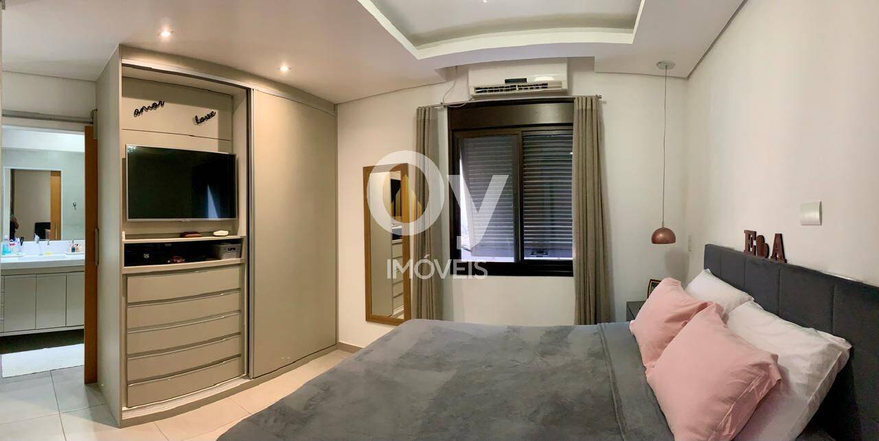 Sobrado com 3 dormitórios à venda, 263 m² por R$ 1.600.000,00 - Jardim Coleginho - Jacareí/SP