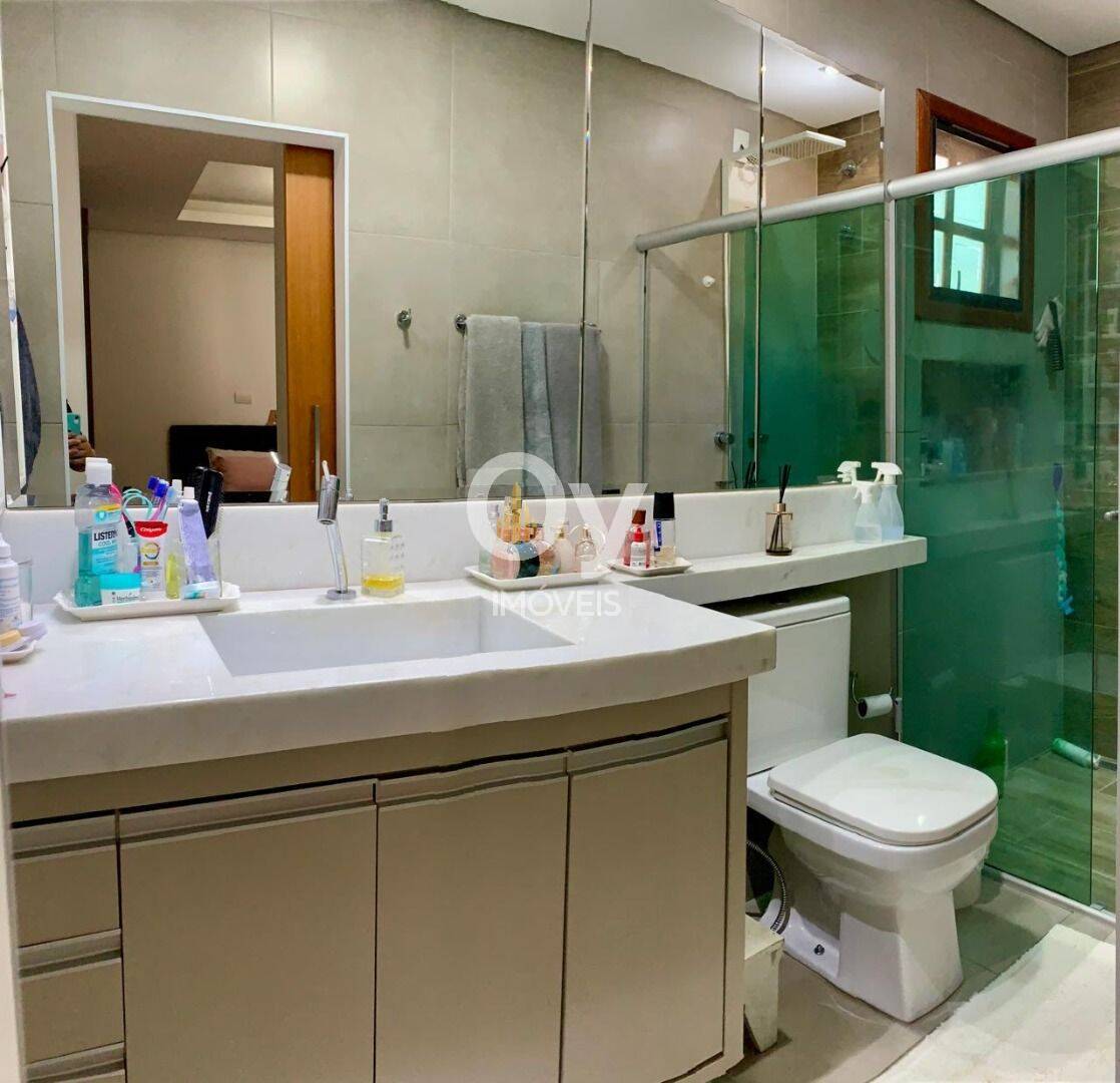 Sobrado com 3 dormitórios à venda, 263 m² por R$ 1.600.000,00 - Jardim Coleginho - Jacareí/SP