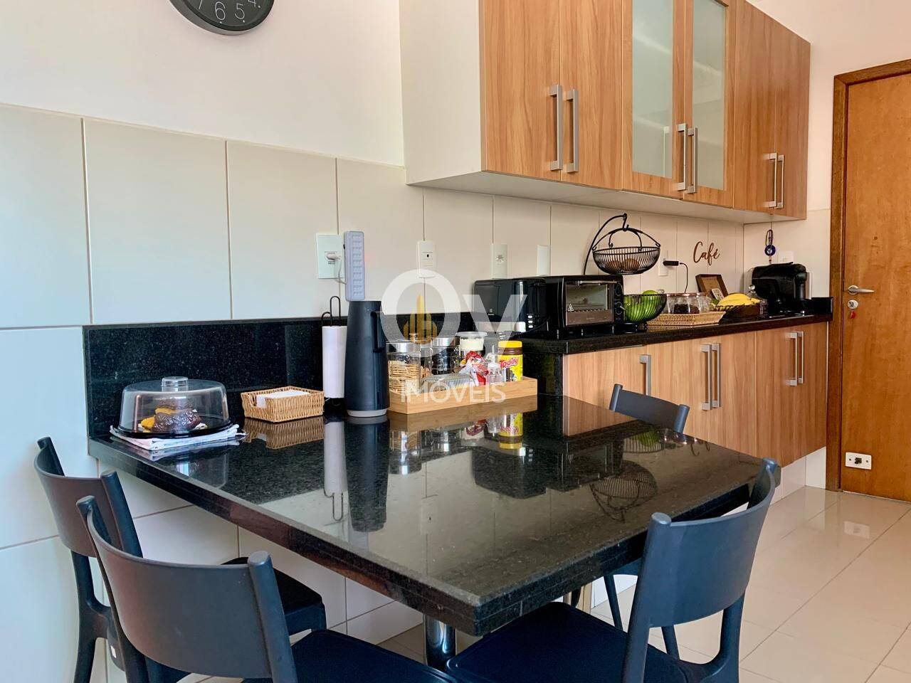 Sobrado com 3 dormitórios à venda, 263 m² por R$ 1.600.000,00 - Jardim Coleginho - Jacareí/SP