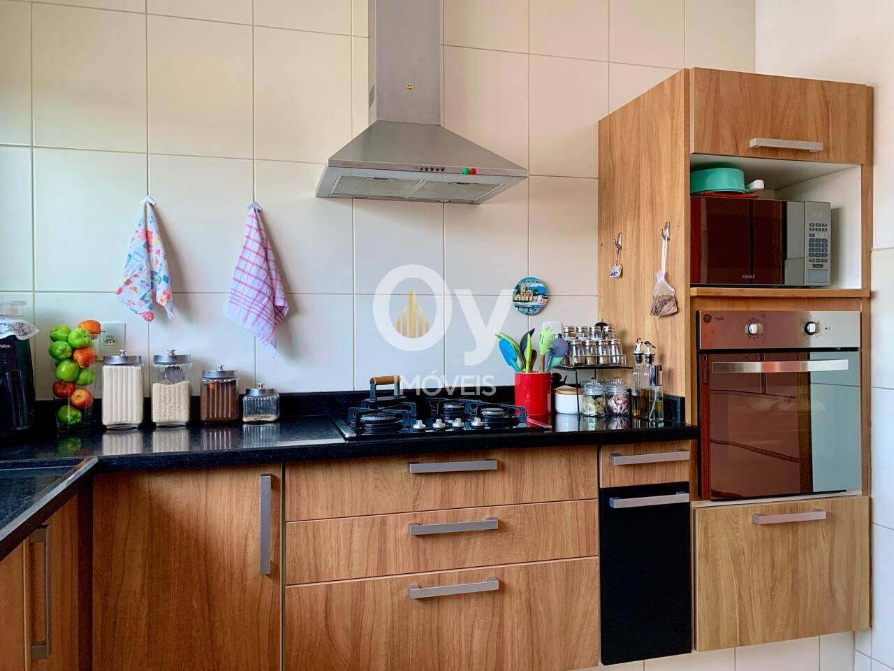 Sobrado com 3 dormitórios à venda, 263 m² por R$ 1.600.000,00 - Jardim Coleginho - Jacareí/SP