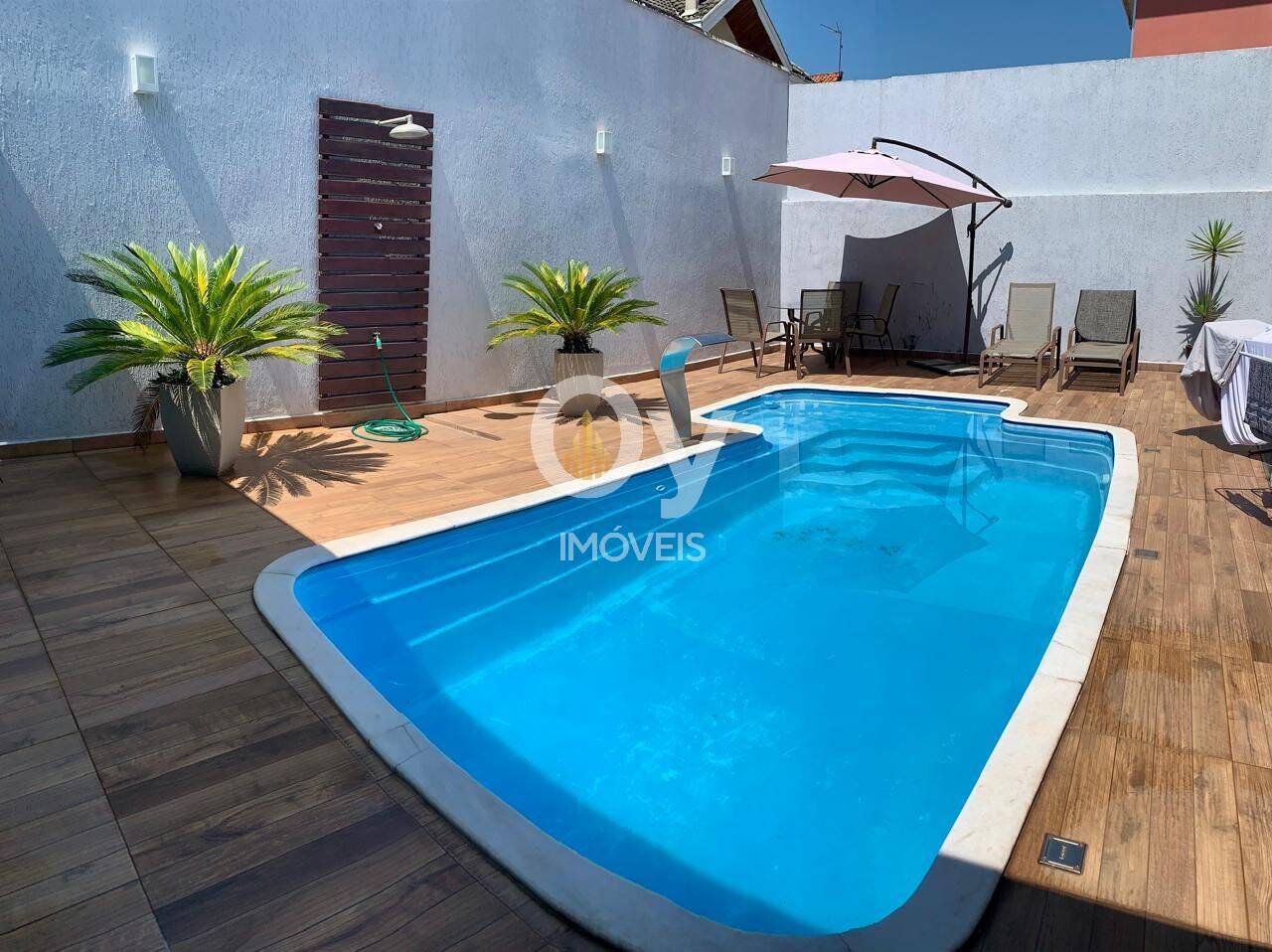 Sobrado com 3 dormitórios à venda, 263 m² por R$ 1.600.000,00 - Jardim Coleginho - Jacareí/SP