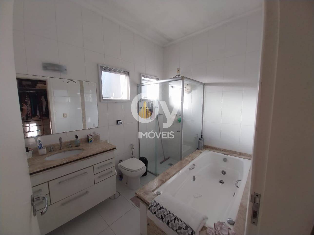 Sobrado com 3 dormitórios à venda, 241 m² por R$ 1.900.000 - Urbanova - São José dos Campos/SP