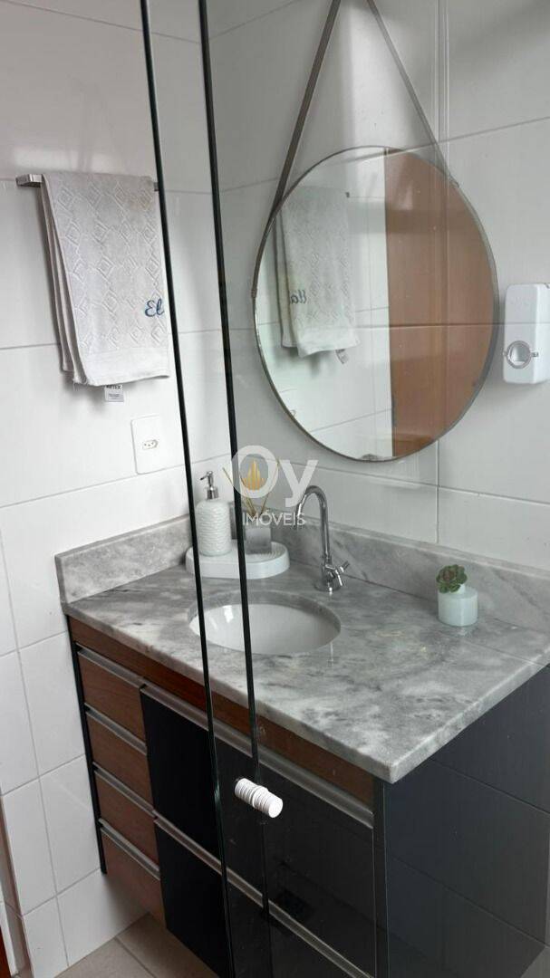 Apartamento com 2 dormitórios à venda, 63 m² por R$ 650.000,00 - Jardim Satélite - São José dos Campos/SP