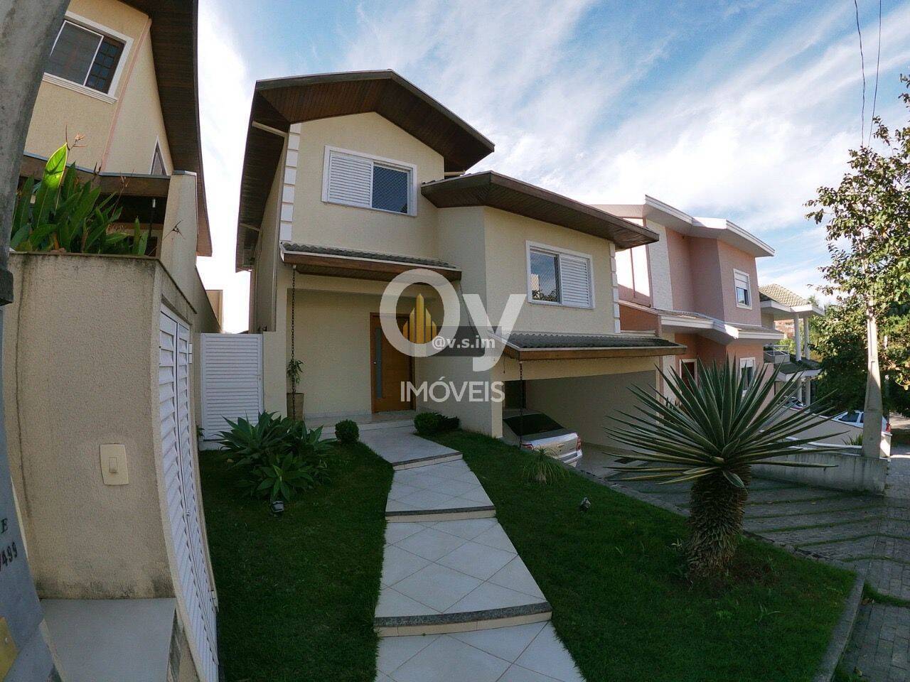 Sobrado com 3 dormitórios à venda, 215 m² por R$ 1.800.000,00 - Jardim América - São José dos Campos/SP