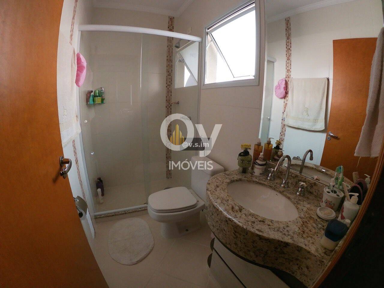 Sobrado com 3 dormitórios à venda, 215 m² por R$ 1.800.000,00 - Jardim América - São José dos Campos/SP
