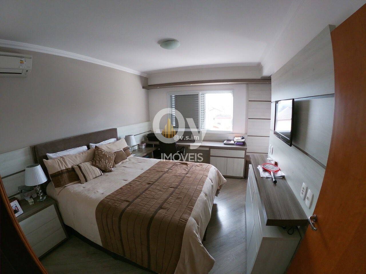 Sobrado com 3 dormitórios à venda, 215 m² por R$ 1.800.000,00 - Jardim América - São José dos Campos/SP
