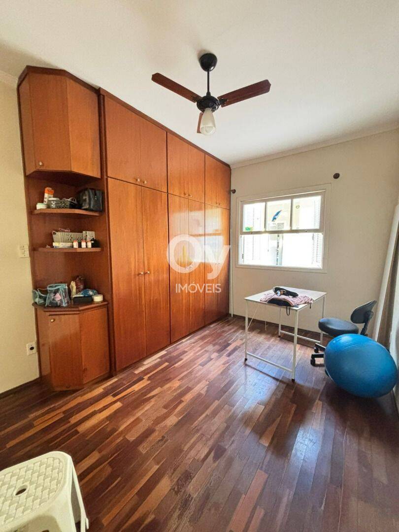 Casa com 3 dormitórios à venda, 140 m² por R$ 850.000,00 - Jardim das Indústrias - São José dos Campos/SP