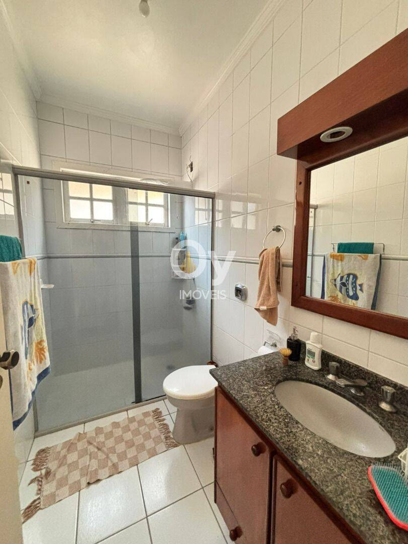 Casa com 3 dormitórios à venda, 140 m² por R$ 850.000,00 - Jardim das Indústrias - São José dos Campos/SP
