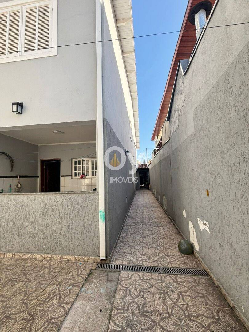 Sobrado com 3 dormitórios à venda, 150 m² por R$ 720.000,00 - Jardim das Indústrias - São José dos Campos/SP