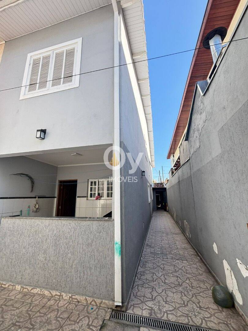 Sobrado com 3 dormitórios à venda, 150 m² por R$ 720.000,00 - Jardim das Indústrias - São José dos Campos/SP