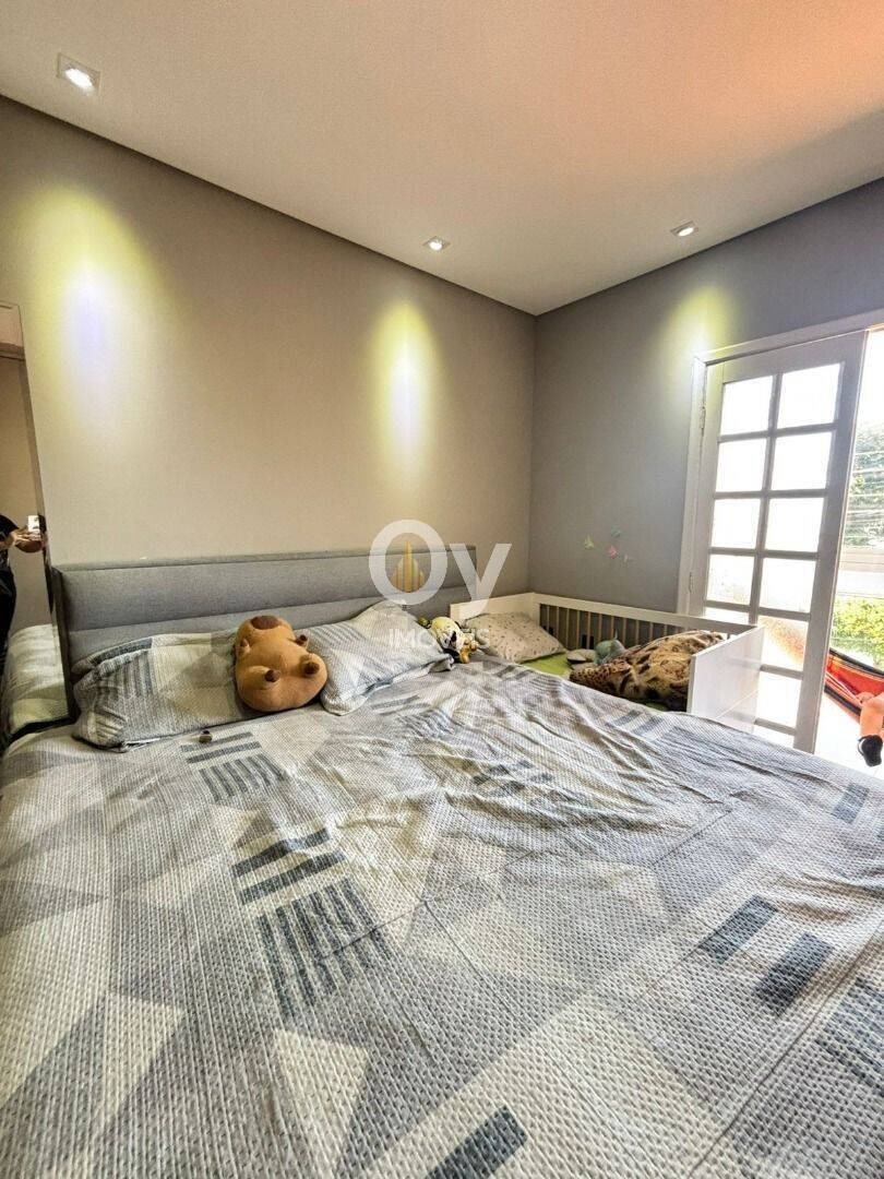 Sobrado com 3 dormitórios à venda, 150 m² por R$ 720.000,00 - Jardim das Indústrias - São José dos Campos/SP