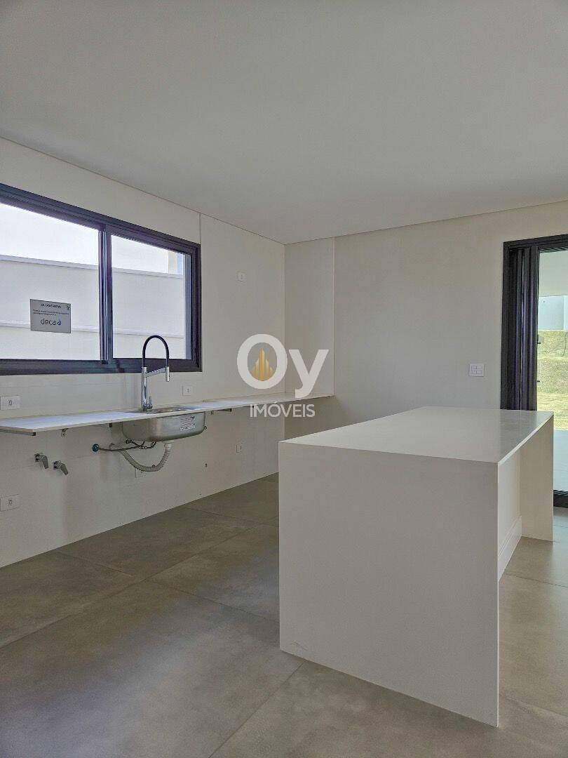 Sobrado com 4 dormitórios à venda, 450 m² por R$ 4.000.000,00 - Condomínio Reserva do Paratehy - São José dos Campos/SP