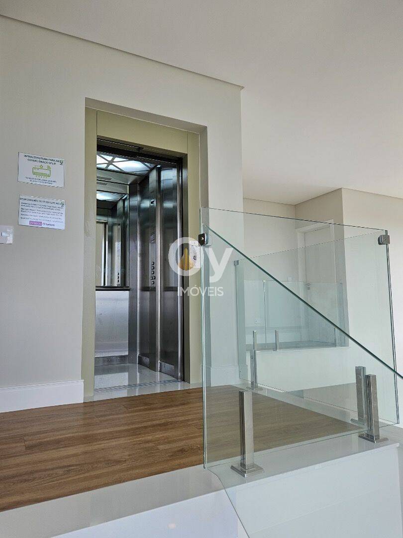 Sobrado com 4 dormitórios à venda, 450 m² por R$ 4.000.000,00 - Condomínio Reserva do Paratehy - São José dos Campos/SP