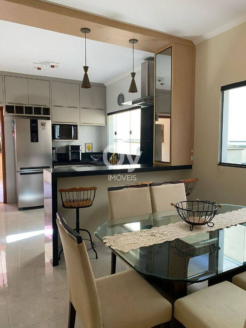 Sobrado com 3 dormitórios à venda, 165 m² por R$ 907.000,00 - Jardim das Indústrias - São José dos Campos/SP