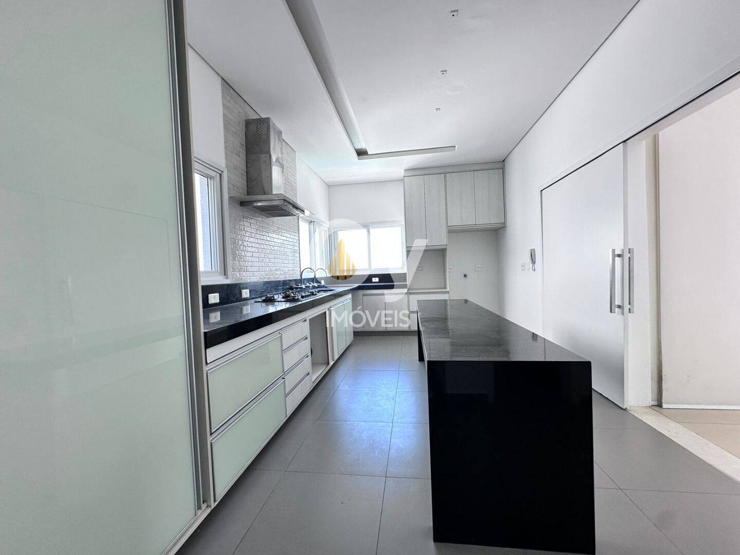 Sobrado com 4 suítes, 450 m² - venda por R$ 3.150.000 ou aluguel por R$ 21.620/mês - Condomínio Residencial Jaguary - São José dos Campos/SP