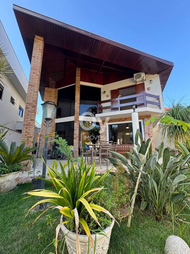 Casa com 4 dormitórios à venda, 343 m² por R$ 3.100.000 - Conjunto Residencial Esplanada do Sol - São José dos Campos/SP