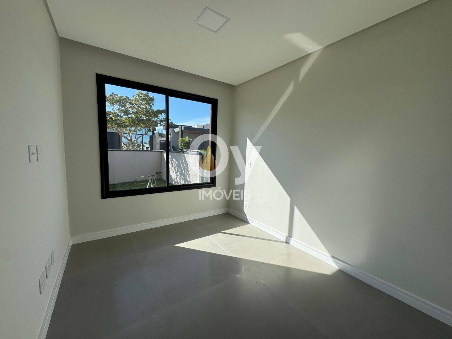 Sobrado com 6 dormitórios à venda, 400 m² por R$ 3.500.000,00 - Urbanova - São José dos Campos/SP