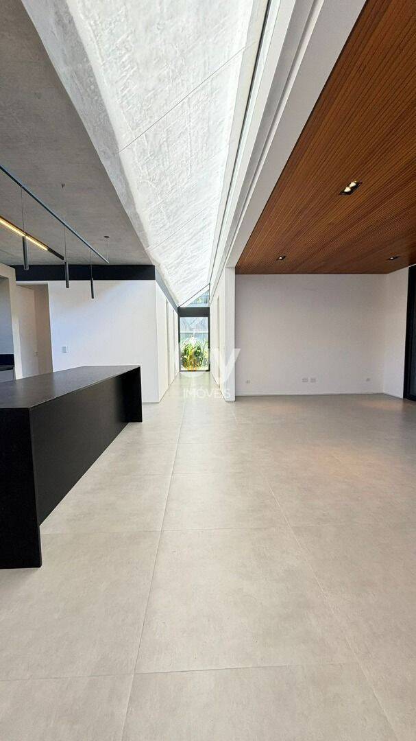 Casa com 3 dormitórios à venda, 239 m² por R$ 2.500.000,00 - Condomínio Residencial Monte Carlo - São José dos Campos/SP
